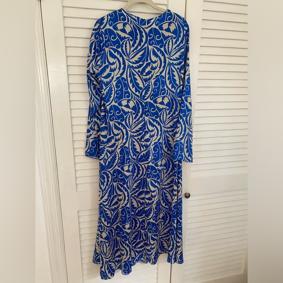 Zara Long Printed Dress - Satin Maxi Dress - Picture 5 of 15